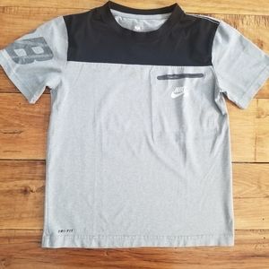 Nike SB | Dri-Fit Shirt Boys Youth Medium